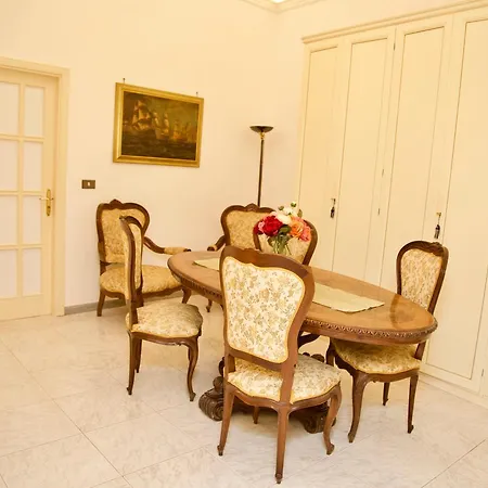 Bed & Breakfast La Terrazza Di Dante Napels